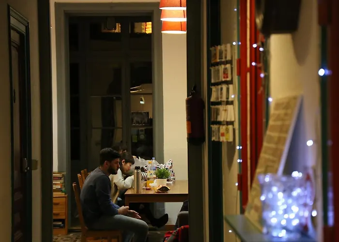 Top Spain Hostels in Barcelona for Travelers